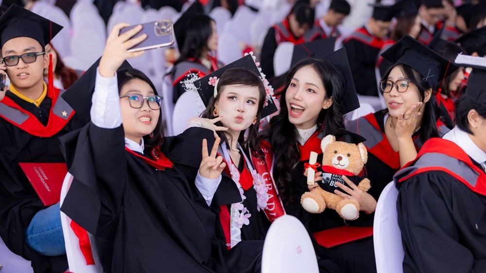 Huyền Trân Edu chia sẻ văn bằng 2 là xu hướng và đột phá