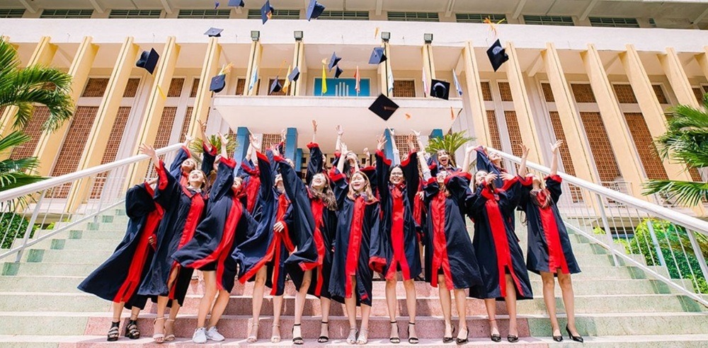 Huyền Trân Edu chia sẻ văn bằng 2 là xu hướng và đột phá